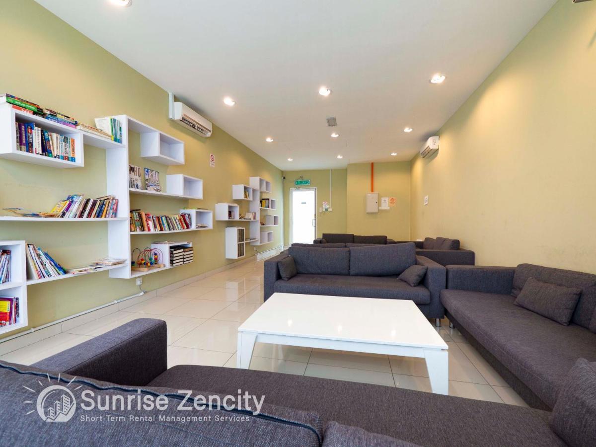 ג'והור בהרו Seaview Condo Near Rf Mall, Food Court & Free Netflix מראה חיצוני תמונה